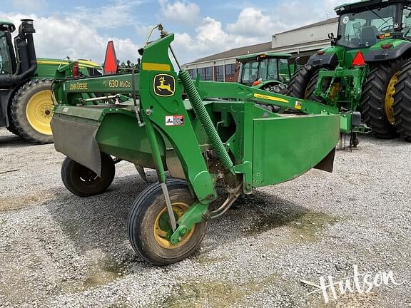 Image of John Deere 630 equipment image 3