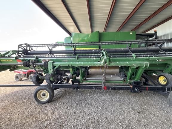 Image of John Deere 630D equipment image 3