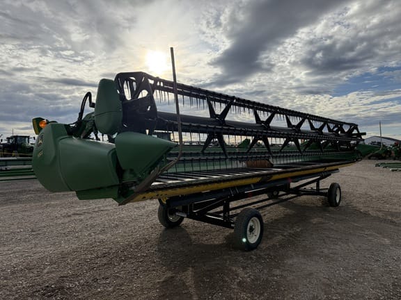 Main image John Deere 630D