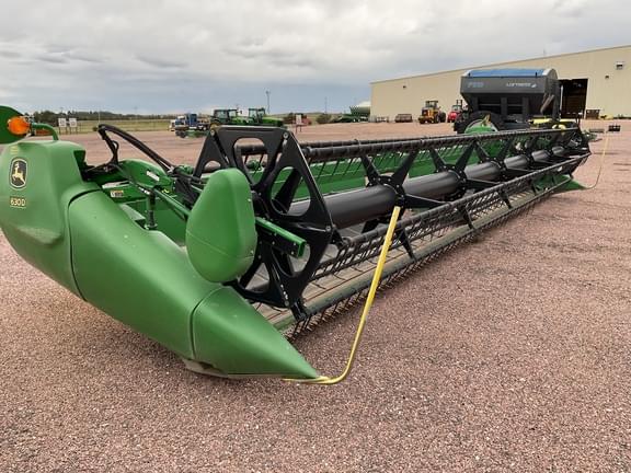 Image of John Deere 630D equipment image 2