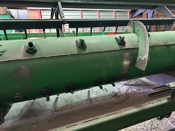 Image of John Deere 630F equipment image 4