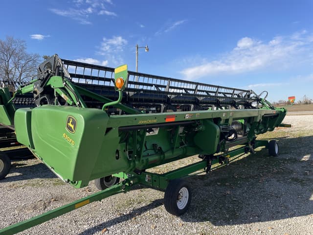 Image of John Deere 630FD equipment image 2