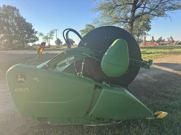 Image of John Deere 630FD equipment image 4