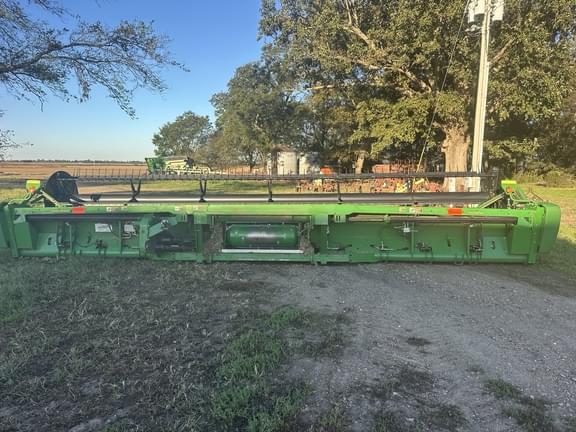 Image of John Deere 630FD equipment image 2