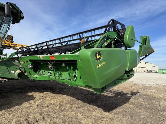 Image of John Deere 630FD equipment image 3