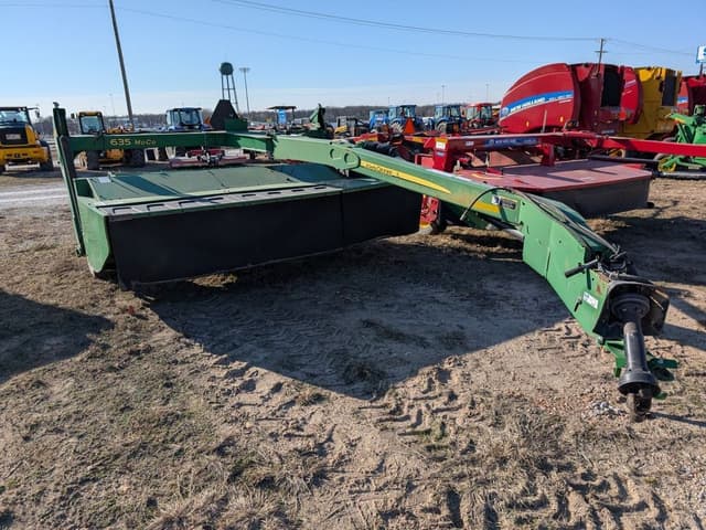 Image of John Deere 635 equipment image 4