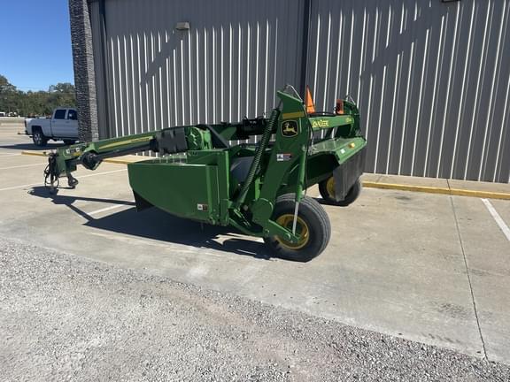 Image of John Deere 635 equipment image 2