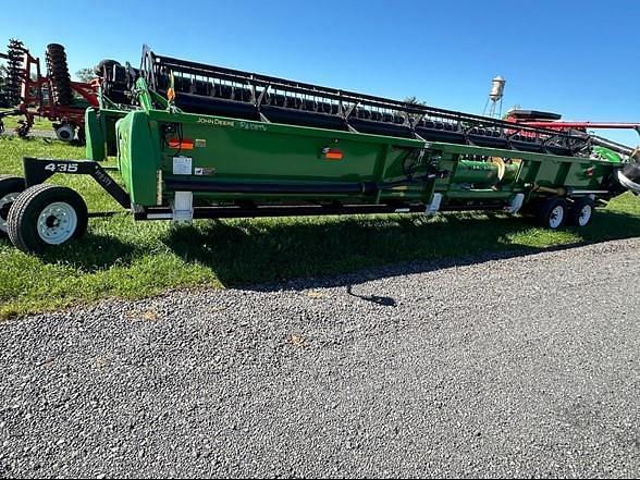 Image of John Deere 635F equipment image 1