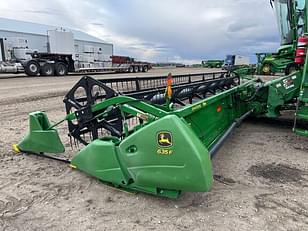 Main image John Deere 635F 3