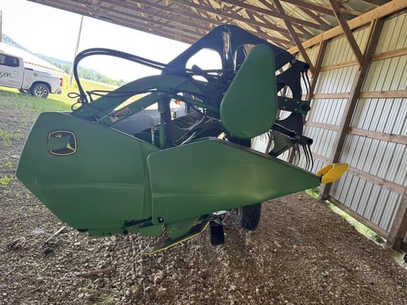 Image of John Deere 635F equipment image 2