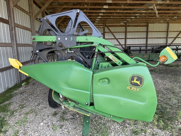 Image of John Deere 635F equipment image 1