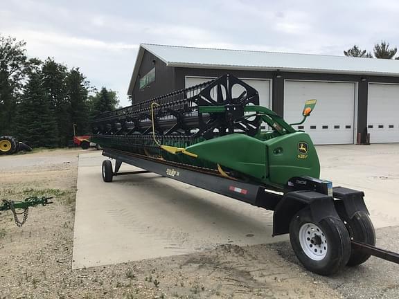 Image of John Deere 635F equipment image 1