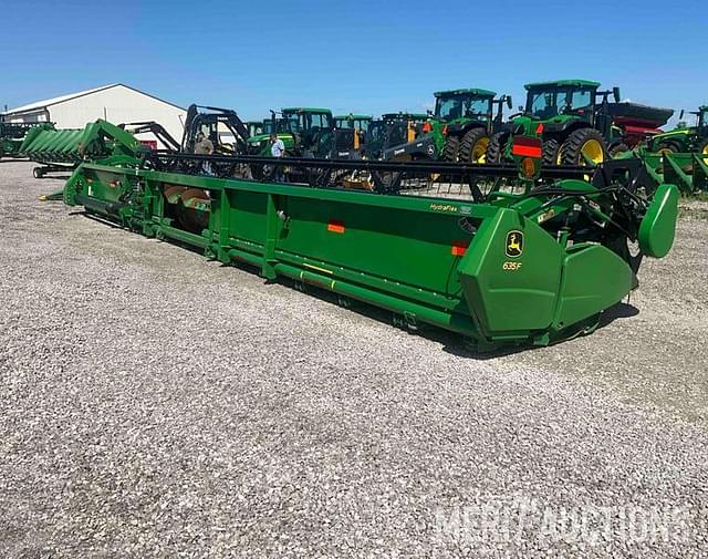 Image of John Deere 635F equipment image 3