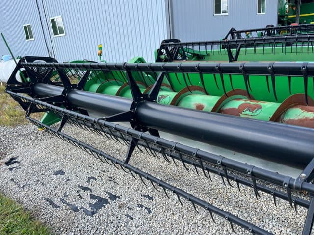 Image of John Deere 635F equipment image 1