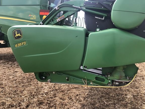 2014 John Deere 635FD Equipment Image0