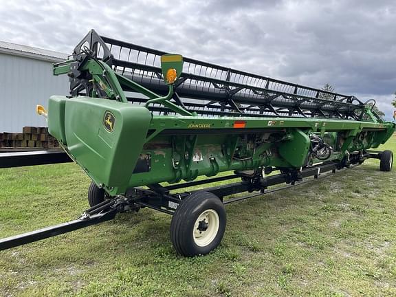 Image of John Deere 635FD equipment image 3