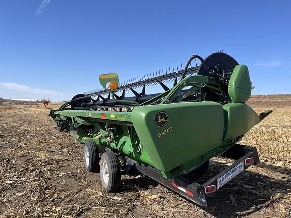 Image of John Deere 635FD equipment image 1