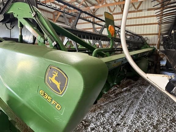 Image of John Deere 635FD equipment image 1