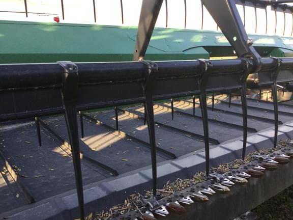 Image of John Deere 635FD equipment image 4