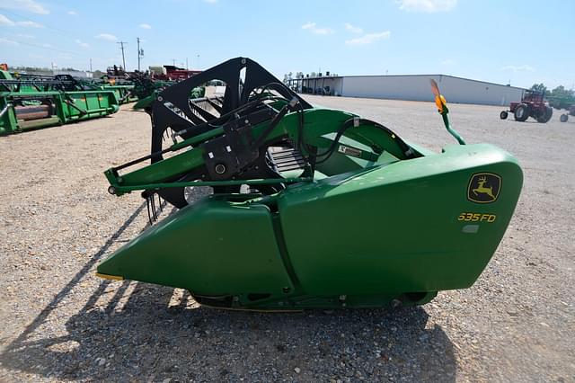 Image of John Deere 635FD equipment image 2