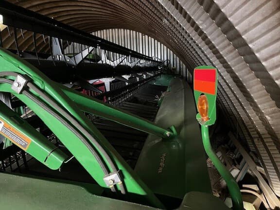 Image of John Deere 635FD equipment image 4