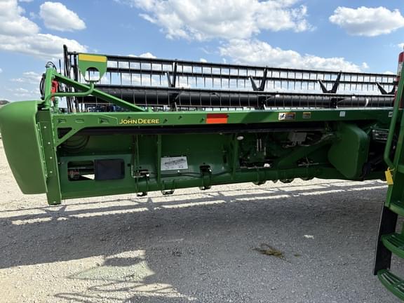 Image of John Deere 635FD equipment image 3