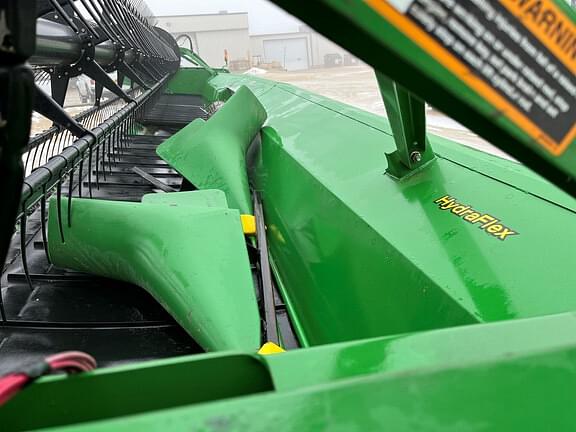 Image of John Deere 635FD equipment image 3