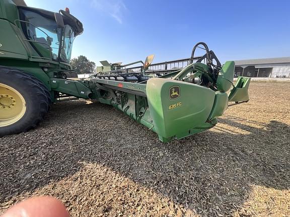 Image of John Deere 635FD equipment image 1