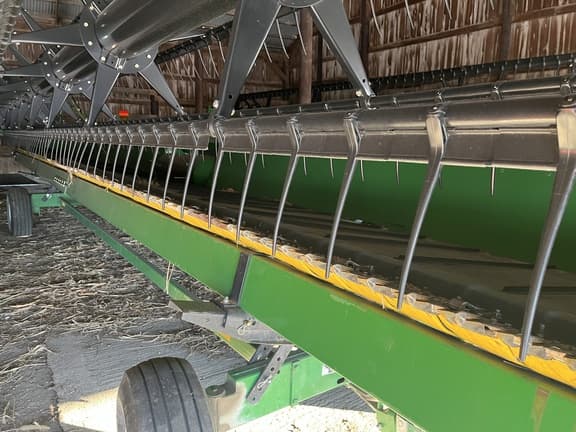 Image of John Deere 635FD equipment image 2