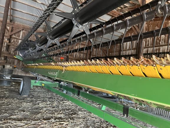 Image of John Deere 635FD equipment image 4