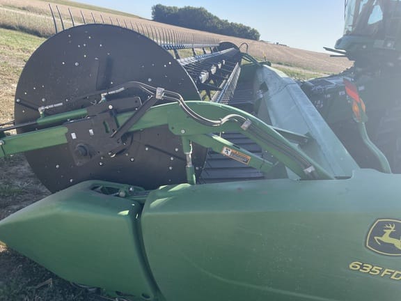 Main image John Deere 635FD