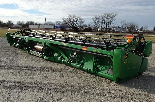 Image of John Deere 635FD equipment image 4