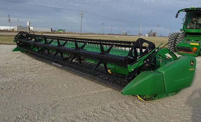 Image of John Deere 635FD equipment image 1