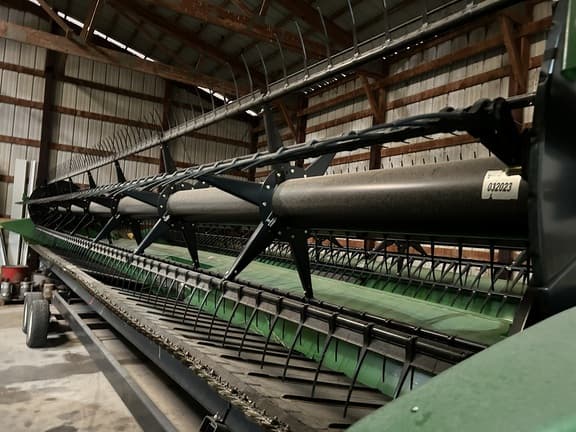 Image of John Deere 635FD equipment image 2