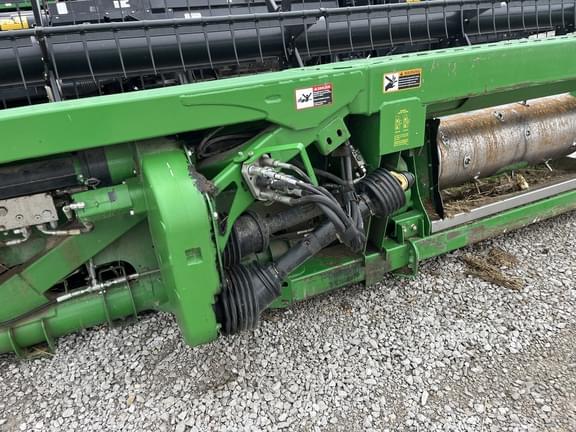 Image of John Deere 635FD equipment image 2