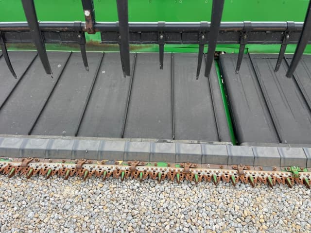 Image of John Deere 635FD equipment image 2