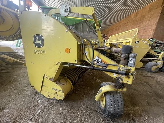 Image of John Deere 640C equipment image 1