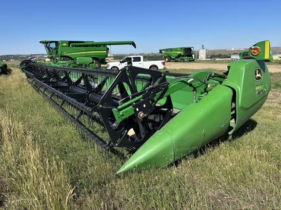 Image of John Deere 640D Image 0