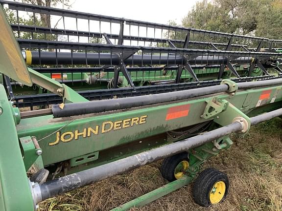 Image of John Deere 640D equipment image 3