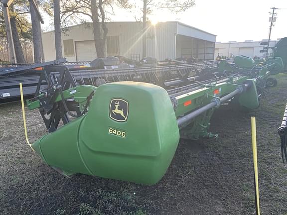 Image of John Deere 640D equipment image 1