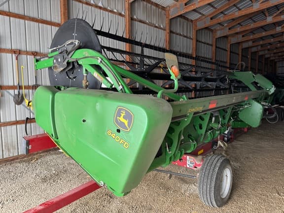 Image of John Deere 640FD equipment image 1