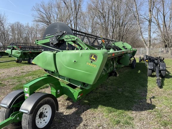 Image of John Deere 640FD equipment image 2