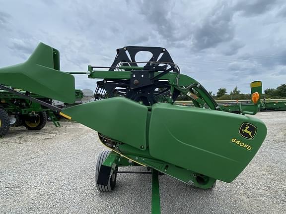 Image of John Deere 640FD equipment image 1