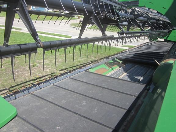 Image of John Deere 640FD equipment image 3