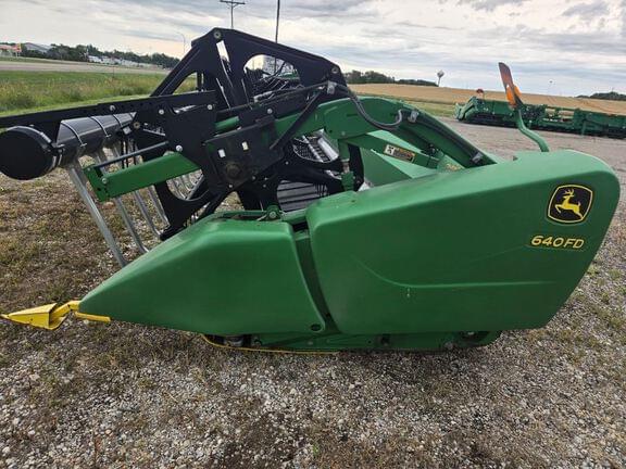 Image of John Deere 640FD equipment image 1