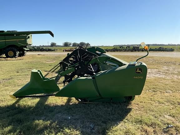 Image of John Deere 640FD equipment image 3