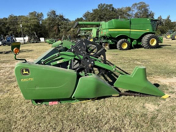 Image of John Deere 640FD equipment image 1