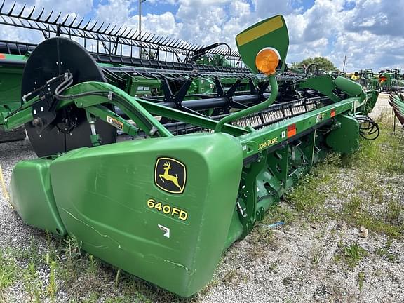 Image of John Deere 640FD equipment image 1