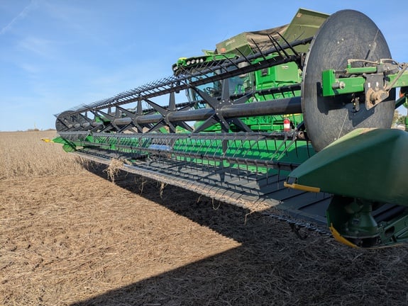 2014 John Deere 640FD Equipment Image0