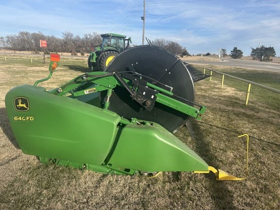 Image of John Deere 640FD equipment image 3